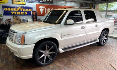2004 Cadillac Escalade EXT