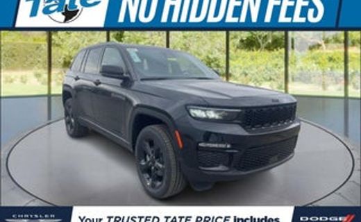 2025 Volkswagen Taos 4MOTION SE Black