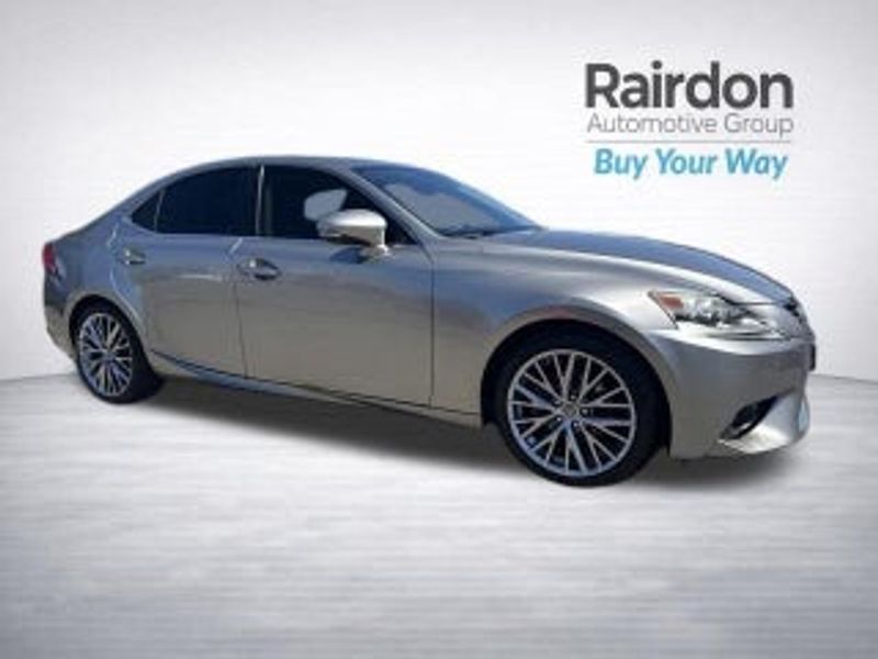 2014 Lexus IS — a typically priced live listing