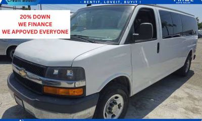 2017 Chevrolet Express Passenger LT EXT