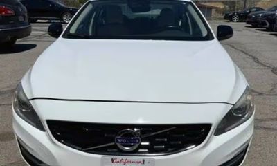 2016 Volvo S60 SV35 Platinum