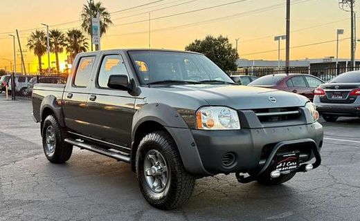 2003 Nissan Frontier XE