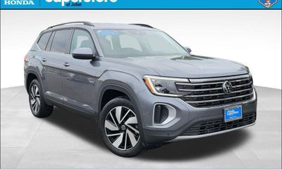 2025 Volkswagen Atlas 4Motion SE