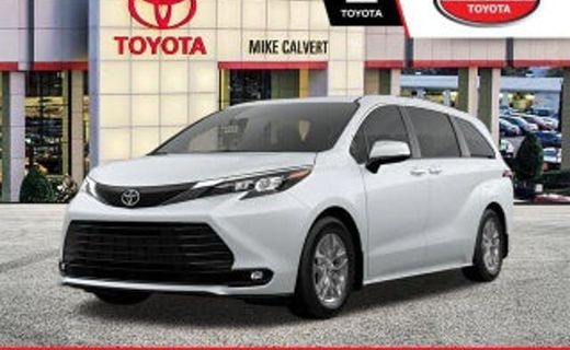 2026 Toyota Sienna XLE