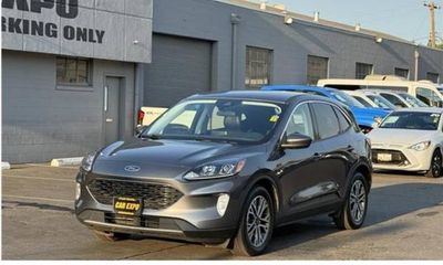 2022 Ford Escape SEL