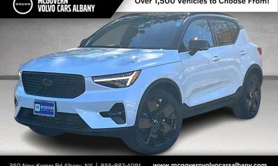 2026 Volvo XC40 Ultra Black Edition