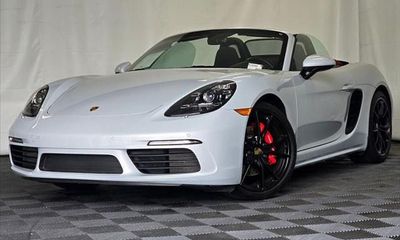 2025 Porsche 718 Boxster S