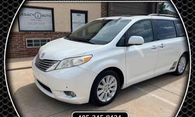 2011 Toyota Sienna Limited 7 Passenger