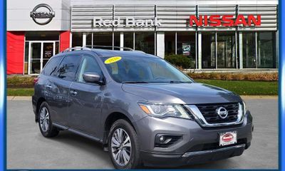 2020 Nissan Pathfinder SL