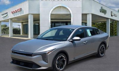 2025 Kia K4 EX