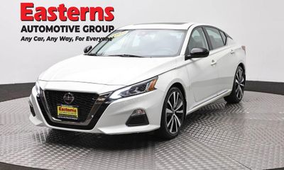 2022 Nissan Altima SR