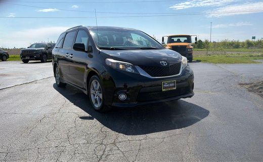 2013 Toyota Sienna SE