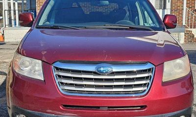 2011 Subaru B9 Tribeca 7 Pass Limited