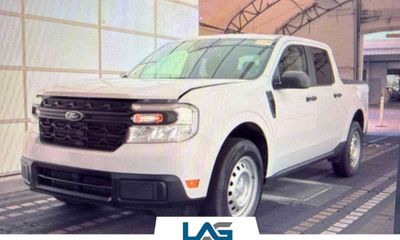 2022 Ford Maverick XL