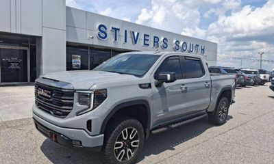 2024 GMC Sierra AT4