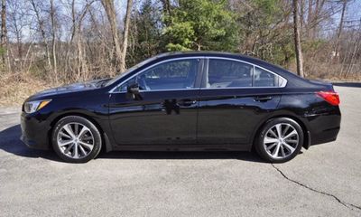 2015 Subaru Legacy Limited Moonroof Navi