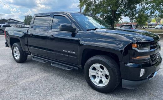 2018 Chevrolet Silverado LT