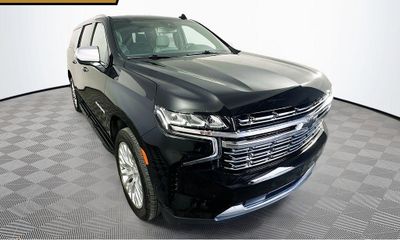 2023 Chevrolet Suburban Premier