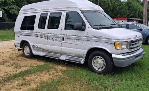 1998 Ford E-150