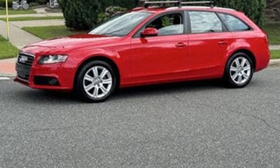2010 Volkswagen Passat Sport