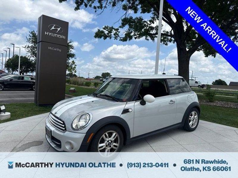 2013 Mini Hardtop — a typically priced live listing
