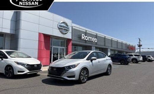 2023 Nissan Versa SV
