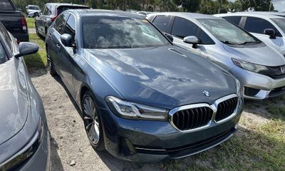 2023 BMW 530i
