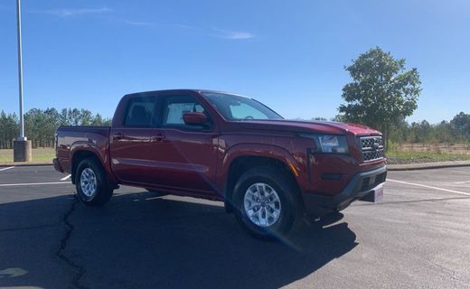 2024 Nissan Frontier SV