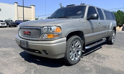 2003 GMC Sierra Denali