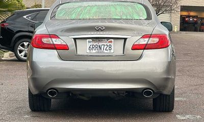 2012 Infiniti M35H