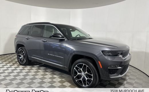 2025 Jeep Grand Cherokee Summit