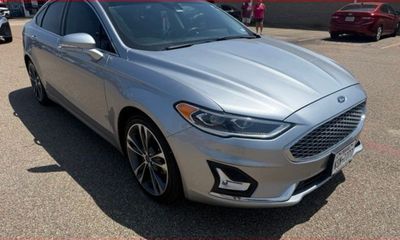 2020 Ford Fusion Titanium
