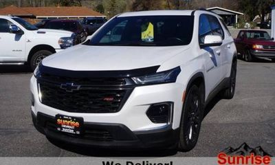 2022 Chevrolet Traverse RS