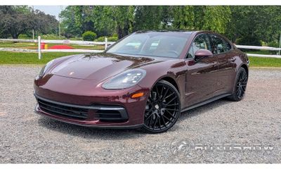 2020 Porsche Panamera 4