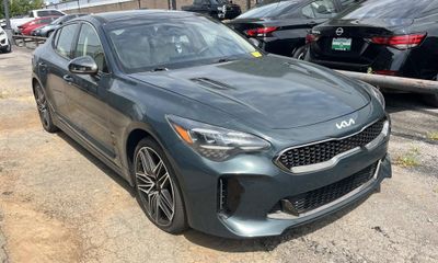 2022 Kia Stinger GT1