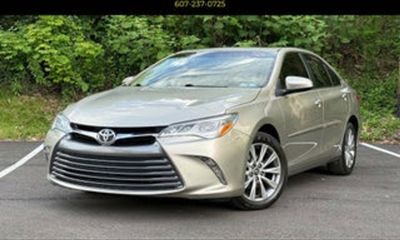 2017 Toyota Camry XLE XSE