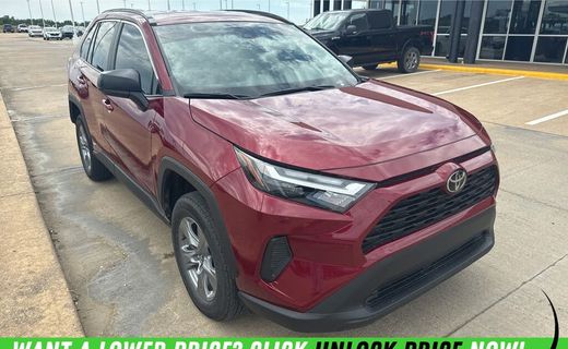 2025 Toyota RAV4 LE