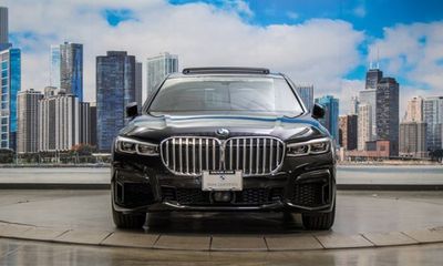 2020 BMW 745E xDrive