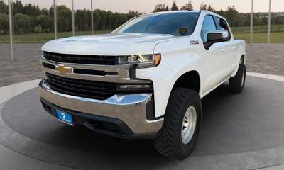 2020 Chevrolet Silverado LT
