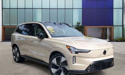 2025 Volvo EX90 Ultra
