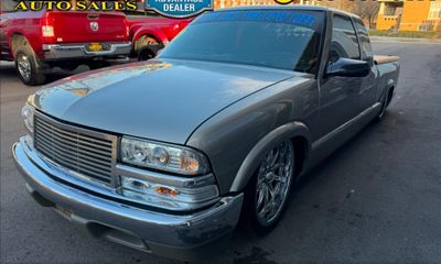 2000 Chevrolet S-10 Pickup EXT CAB