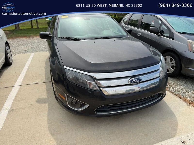 2011 Ford Fusion — a typically priced live listing