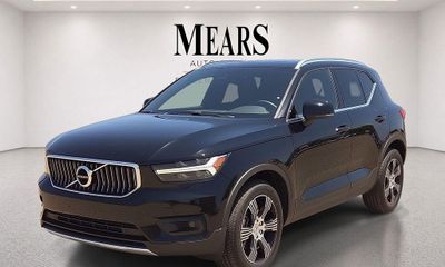 2021 Volvo XC40 Inscription