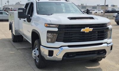 2026 Chevrolet Silverado HD Work Truck