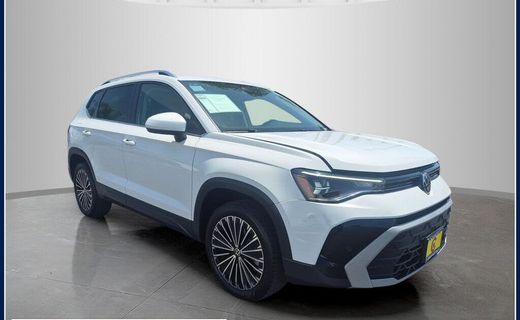 2025 Volkswagen Taos SE