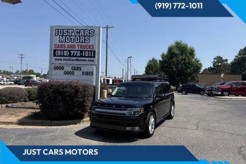 2017 Ford FLEX — a typically priced live listing