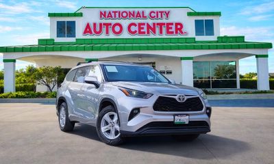 2022 Toyota Highlander LE