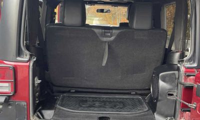 2012 Jeep Wrangler Sahara