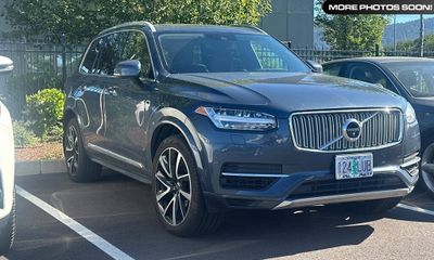 2019 Volvo XC90 Inscription