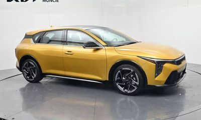 2026 Kia K4 GT Line